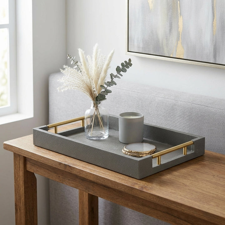 5823 - Lusan Vinyl Tray
