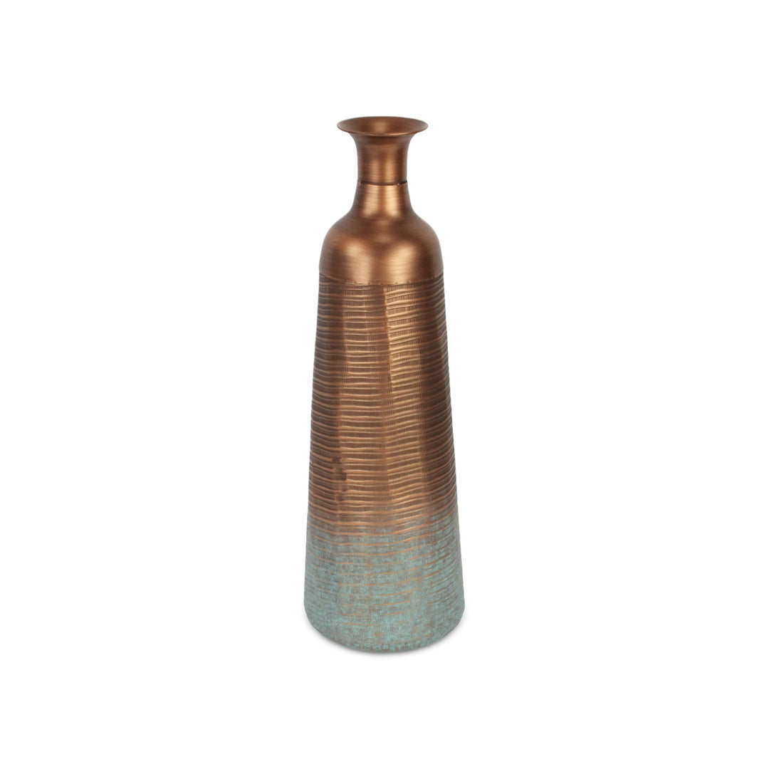5898 - Kyani Copper Vase Décor