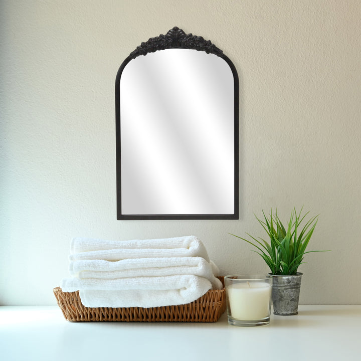 6033 - Everlaine Accent Mirror