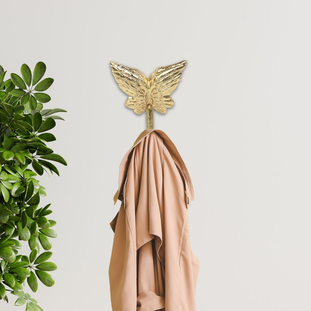 6121GD - Mythra Wings Cast Iron Hook