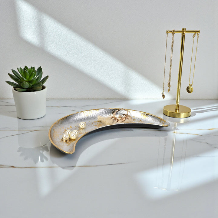 6242SV - Ecara Silver Metal Catchall Dish