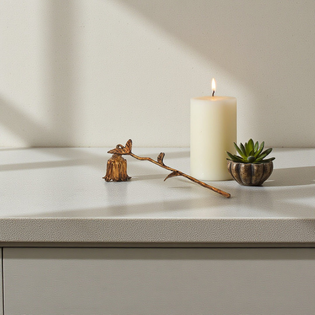 6254 - Theira Flower Candle Snuffer