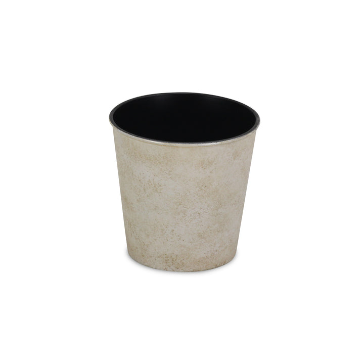 PP-105 - 5.25" Round Plastic Pot